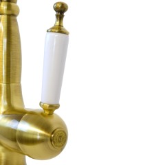 CUCINA OXFORD См-ль д/кухни моноком. с гигиенической лейкой, ручка белая, бронза