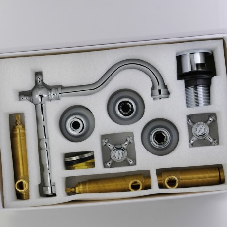 PRESTIGE См-ль д/раковины излив "змейка", на 3 отв., донный клапан "click-clack", хром