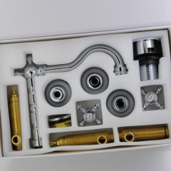 PRESTIGE См-ль д/раковины излив &quot;змейка&quot;, на 3 отв., донный клапан &quot;click-clack&quot;, хром